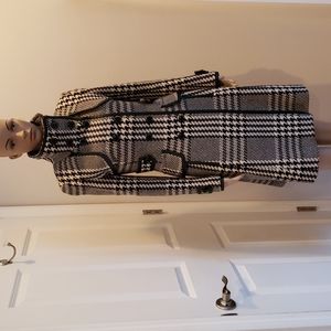 Karen Millen Coat - EU 38